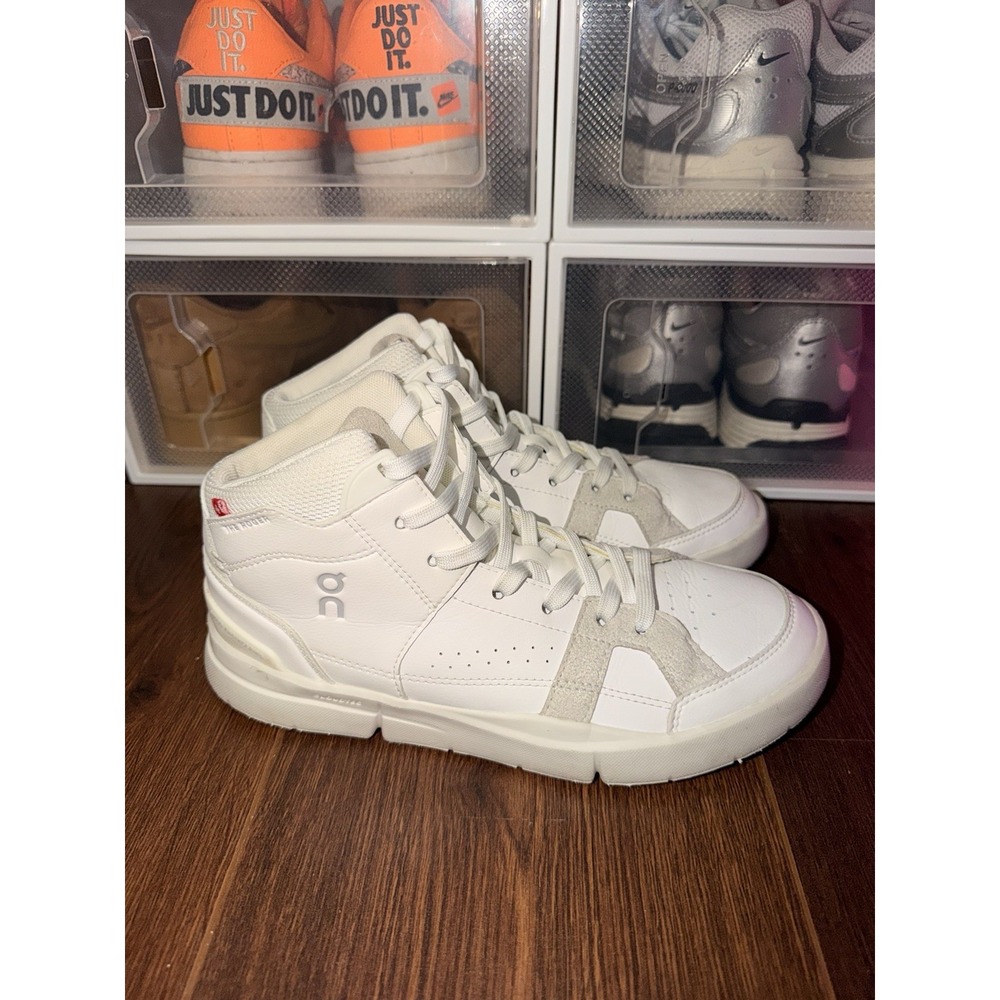 Size 7 - ON CLOUD The Roger Clubhouse Mid White Vegan Leather Sneaker 98.98328 W
